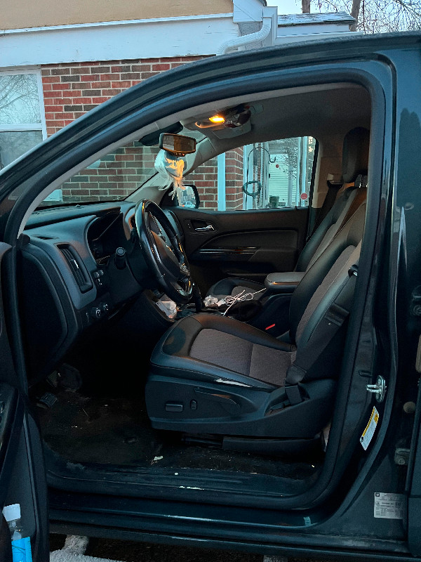2018 Chevy Colorado in Cars & Trucks in Edmonton - Image 3