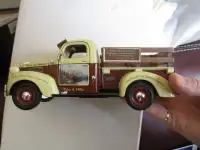 thomas kinkade collectable 1947 dodge truck