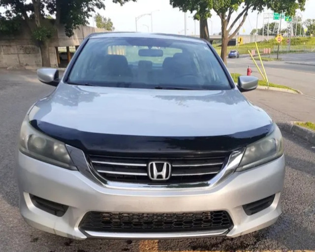 Honda Accord LX 2013 dans Autos et camions  à Ville de Québec - Image 2