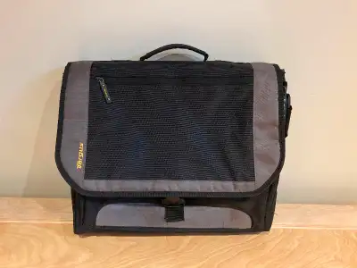 Sac Targus pour ordinateur / laptop, View more