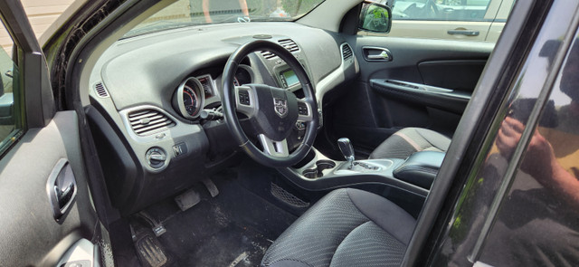 Dodge Journey 3.6L V6 2012 in Cars & Trucks in Oakville / Halton Region - Image 2