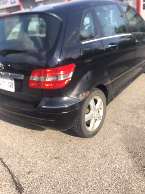 Mercedes B200 in Cars & Trucks in Kitchener / Waterloo - Image 2