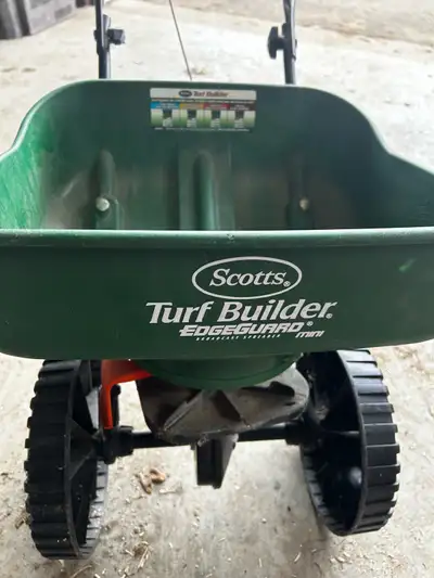 grass seed spreader, View more