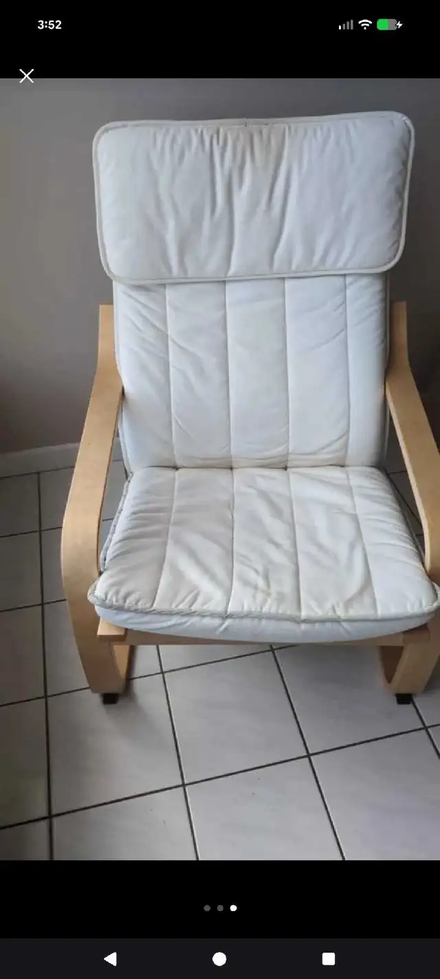 Ikea Poang Chair in Chairs & Recliners in Mississauga / Peel Region - Image 2