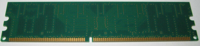 Hynix 256MB DDR 266MHz CL2.5 Memory RAM dans Autre  à Ville de Montréal - Image 3