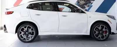 Original BMW rims with tires used for 1 season only it’s in good condition