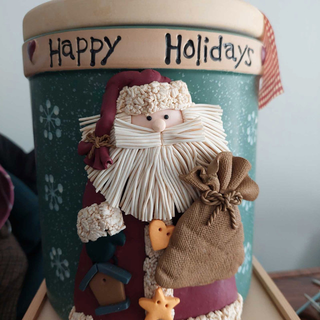 Cookie jar , Happy Holidays in Arts & Collectibles in Chilliwack