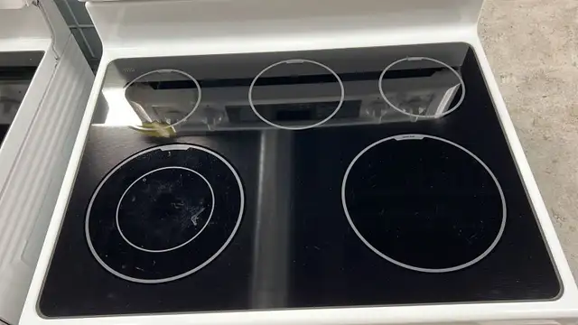 SALE! Double Oven Electric Stove “Maytag” 30” in Stoves, Ovens & Ranges in City of Toronto - Image 6