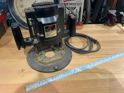 Skil Classic Series 1-3/4 HP Plunge Router Model 1835, View more