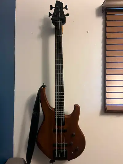 Status graphite bass, View more