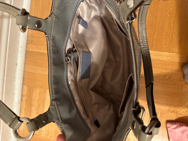 Coach bag  in Women's - Bags & Wallets in Markham / York Region - Image 3