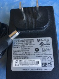 APD AC adapter WA 18G12U 12V 1.5Amps