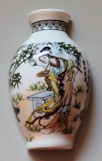 Chinese Style Vase Fridge Magnet