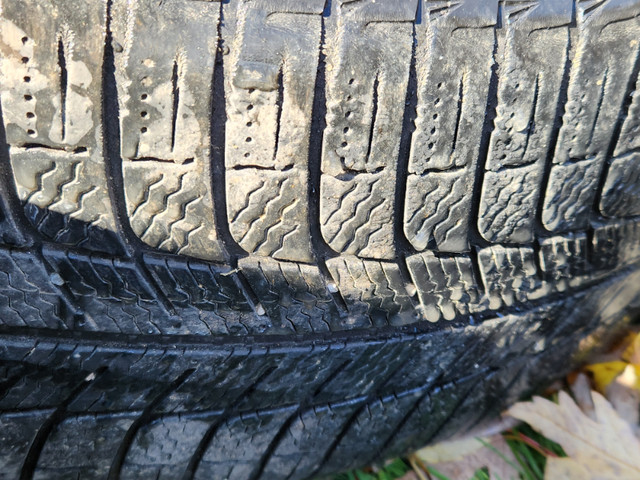 Winter Tires On Rims Michelin X-Ice 225/60/R18 in Tires & Rims in Oakville / Halton Region - Image 2