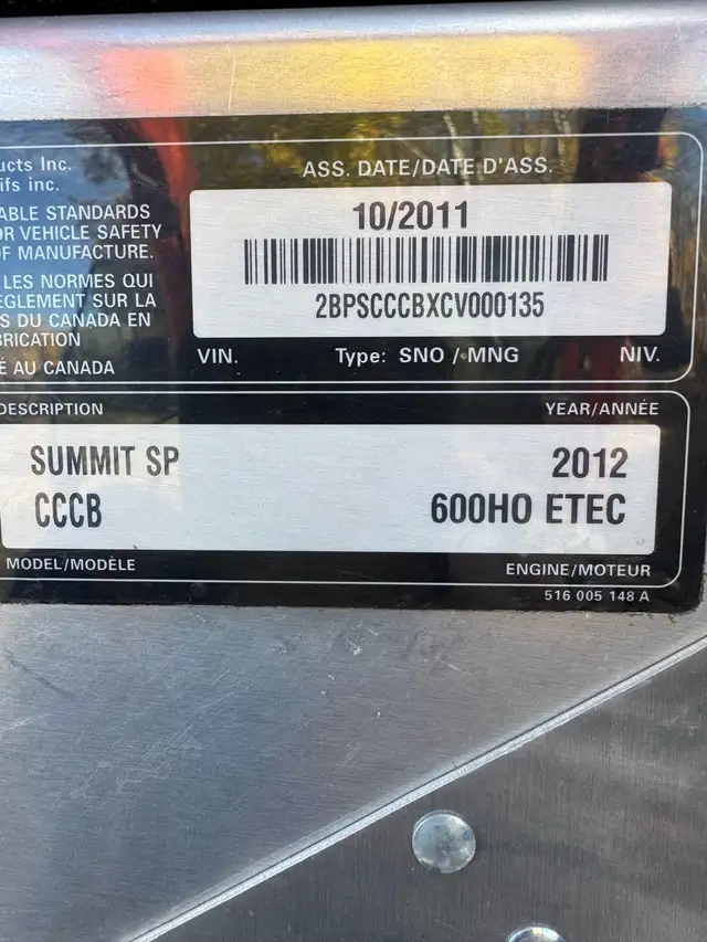 Ski Doo 600 Summit  in Snowmobiles in Fort St. John - Image 3