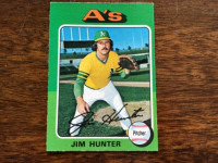 1975 OPC baseball card 230 Jim catfish Hunter off center
