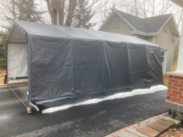 Abri d'auto 12' X 20' ShelterLogic (Abri Tempo) dans Outils d'extérieur et entreposage  à Sherbrooke