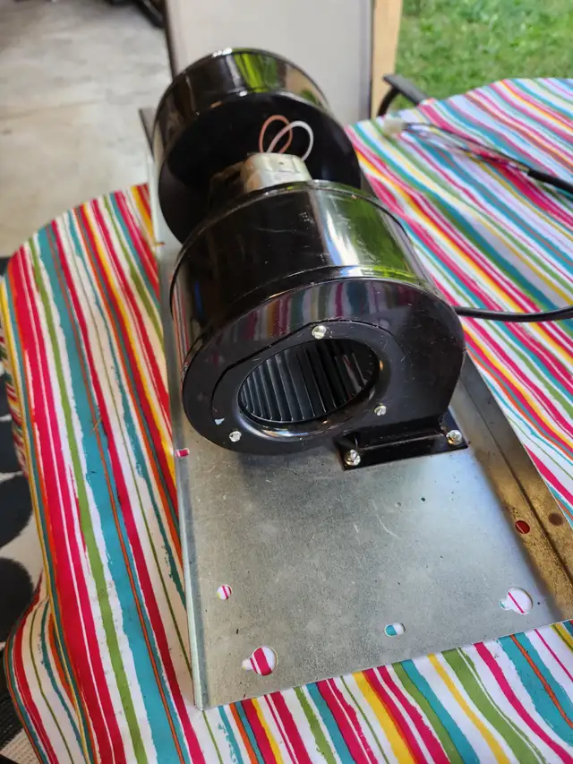 Utility Fan64520010260353121