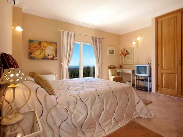 Luxury Villa,  Infinity Pool, Coastal Views, Algarve Portugal in Other Countries in Canada - Image 10