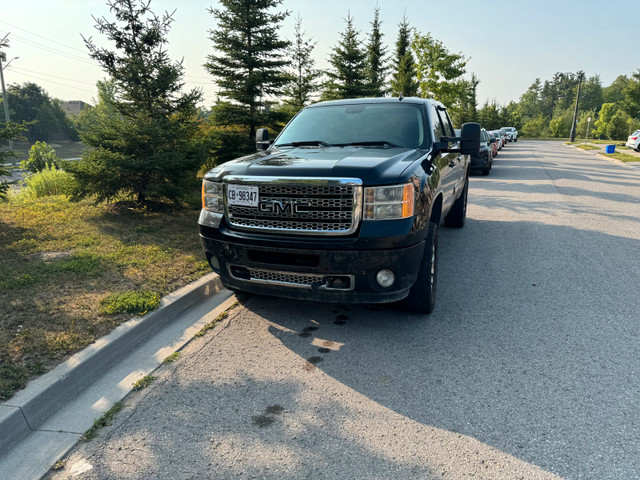 2011 GMC Sierra 2500 HD Denali in Cars & Trucks in Mississauga / Peel Region - Image 4