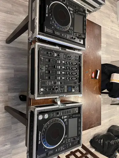 Pioneer CDJ2000NXS2 Set Up, View more
