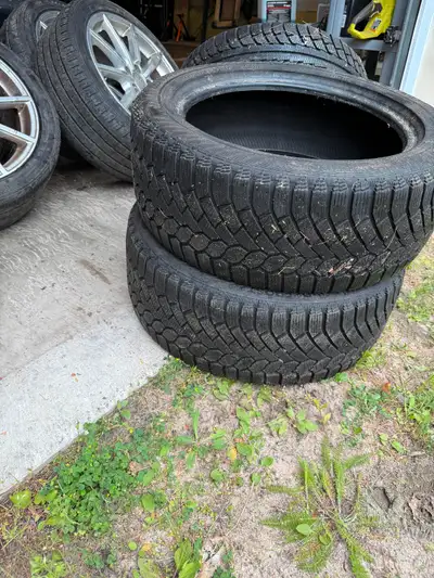 Tires on 18” rims are worn , but rims in great shape. 17” snow tires go with deal , have lots of tre...