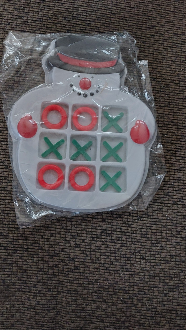 Winter/Christmas Tic Tac Toe in Toys & Games in Strathcona County