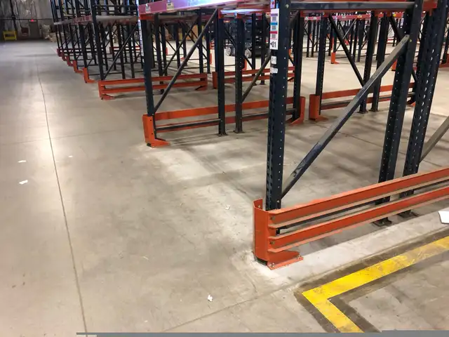 REDUCED TO CLEAR. PALLET RACKING in Industrial Shelving & Racking in Oakville / Halton Region - Image 6