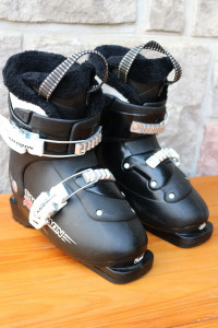 Ski boots for kids Salomon team size 18.5 or EU 29 US 12 (or 11)