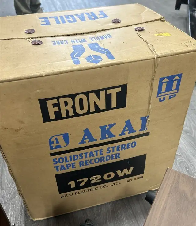 Vintage Akai 1720W Solid State Stereo Tape Recorder w/ Box – Wor in Stereo Systems & Home Theatre in Delta/Surrey/Langley - Image 3
