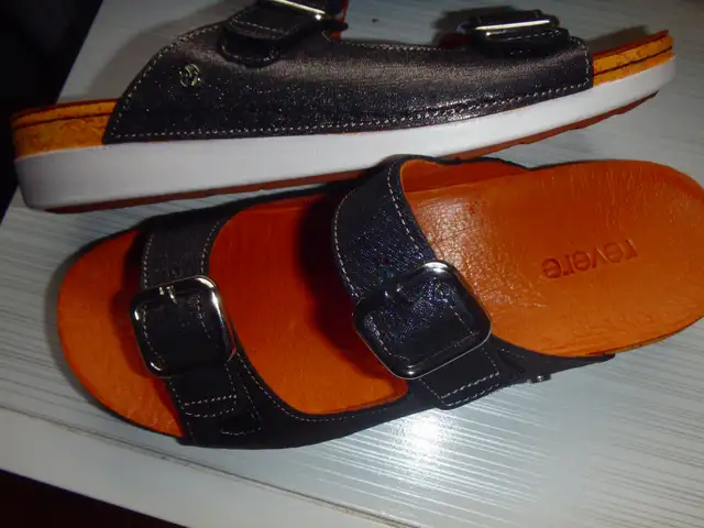 UGG Women's Jass Sneaker - Stylish and Comfortable.sz.9 in Women's - Shoes in Mississauga / Peel Region - Image 11
