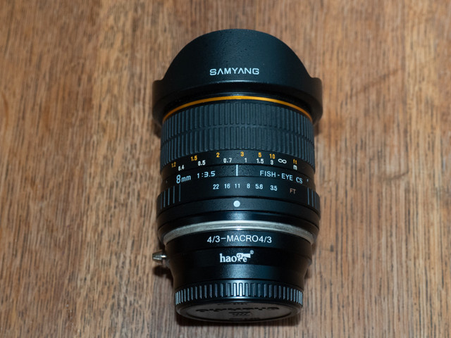 Olympus mount Samyang 8mm lens in Cameras & Camcorders in Belleville - Image 3