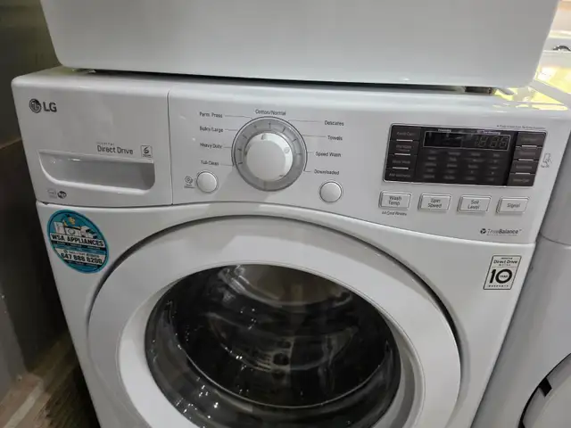 LG 27" White Front-Load Stackable Washer / Washing Machine528477341248409601