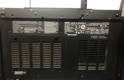 Projecteur Vidéo NEC professionel / Cinema Video Projector, View more