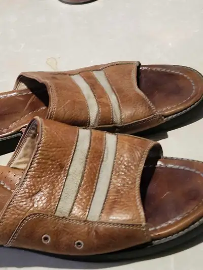 TOMMY BAHAMAS Men's size 10 1/2 - 11 leather sandals, View more