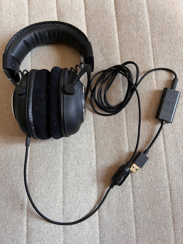 Logitech Pro X Gaming Headset (Wired) dans Haut-parleurs, écouteurs et micros  à Longueuil/Rive Sud