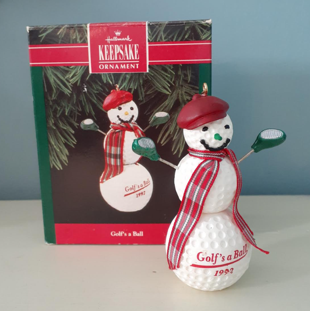 1992 Hallmark Keepsake Ornament Golf's A Ball - golfball snowman in Arts & Collectibles in Markham / York Region - Image 3