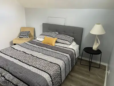 Situated in the heart of Castlegar, BC, this newly furnished suite is an ideal executive home base f...