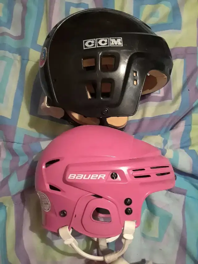 Hockey helmets in Hockey in Kingston - Image 2