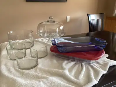 Mixed glass wares, View more