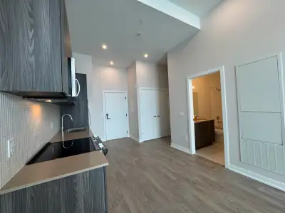 Beautiful never lived in 1 bedroom plus den condo for rent in Milton , On. (Cobban neighborhood) $21...