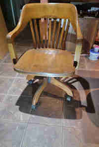 Vintage Antique chair 