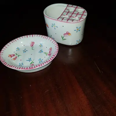 Soap dish and toothbrush/toothpaste holder, View more