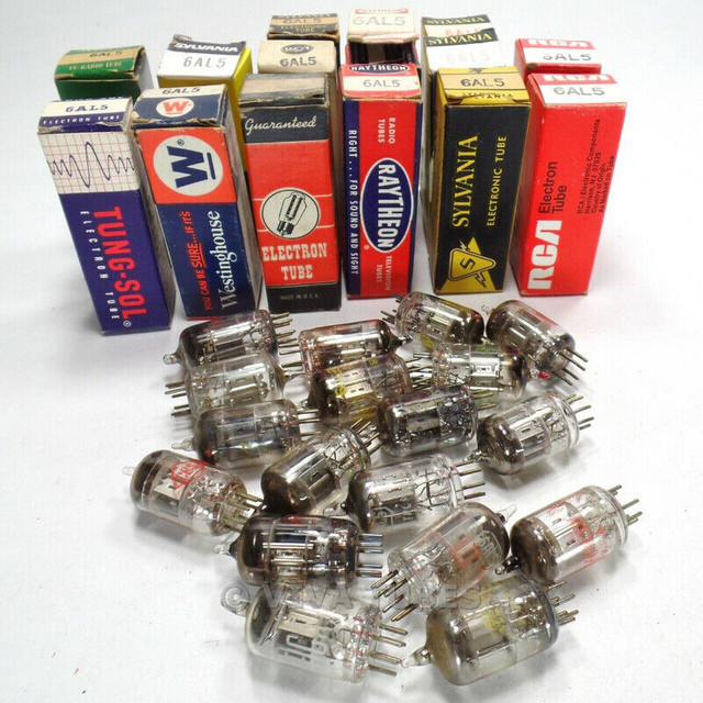 GRAB BAGS OF ASSORTED VINTAGE AUDIO + RADIO VACUUM TUBES in Other in City of Toronto