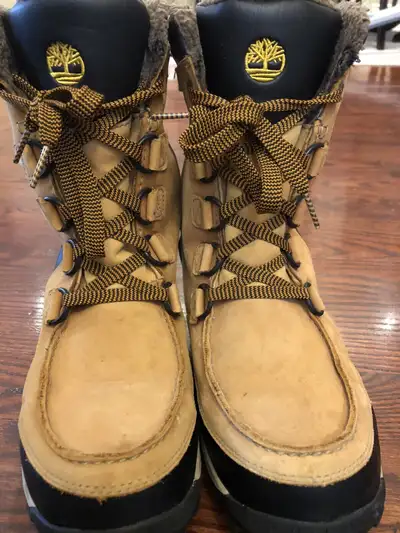 Timberland Chillberg Boots - size 7 youth, View more