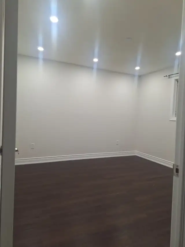 room for rent  in Room Rentals & Roommates in Kawartha Lakes - Image 3