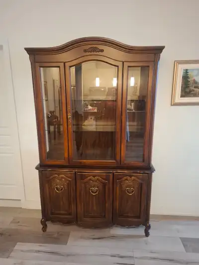 Bibliothèque, View more