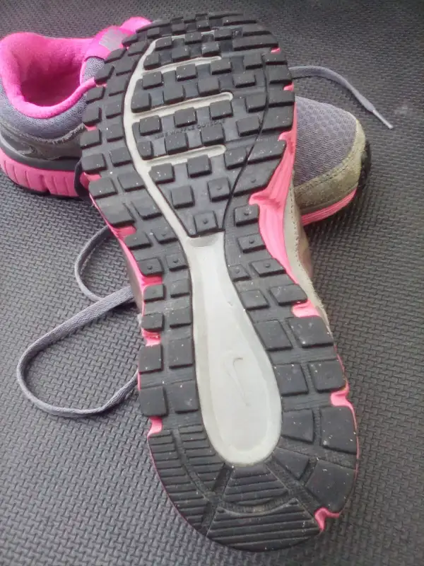 Espadrilles femme NIKE 6.5 US Womens running shoes in Women's - Shoes in Laval / North Shore - Image 7