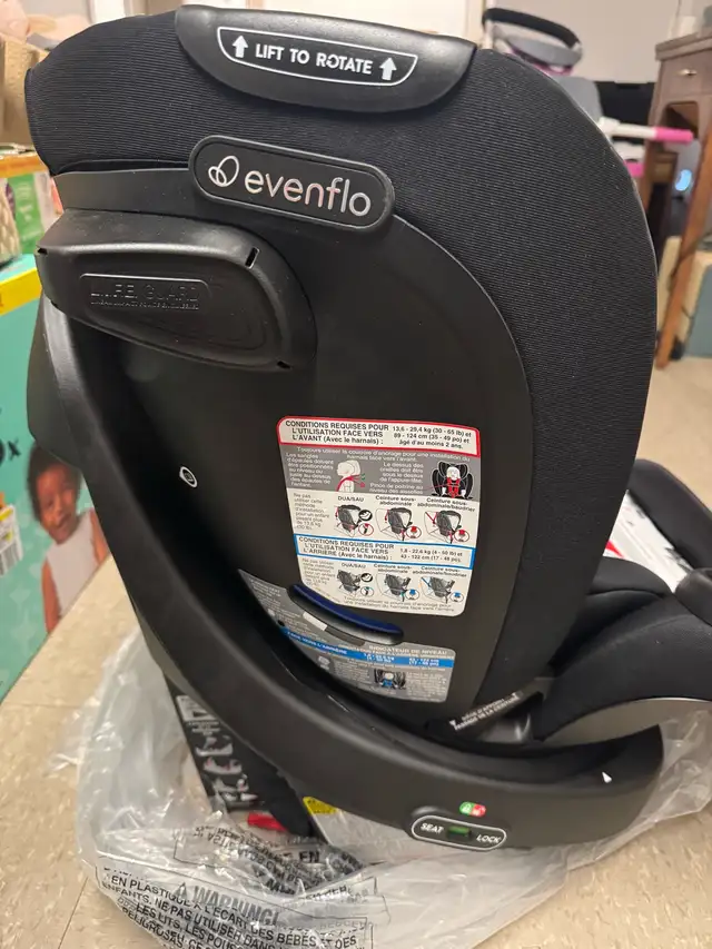 Evenflo Revolve 360 Extended Convertible Car seat  in Strollers, Carriers & Car Seats in Edmonton - Image 5