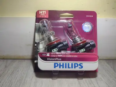 New Philips H11 vision plus headlight bulbs, never opened never used.